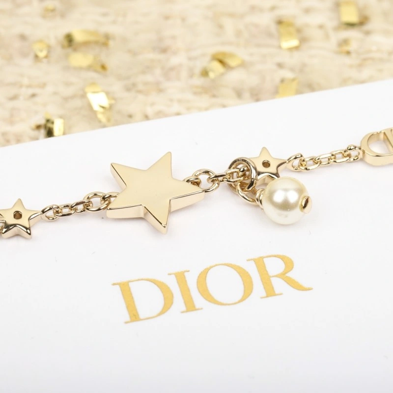 WrinkleFree Christian Dior Bracelets 232892