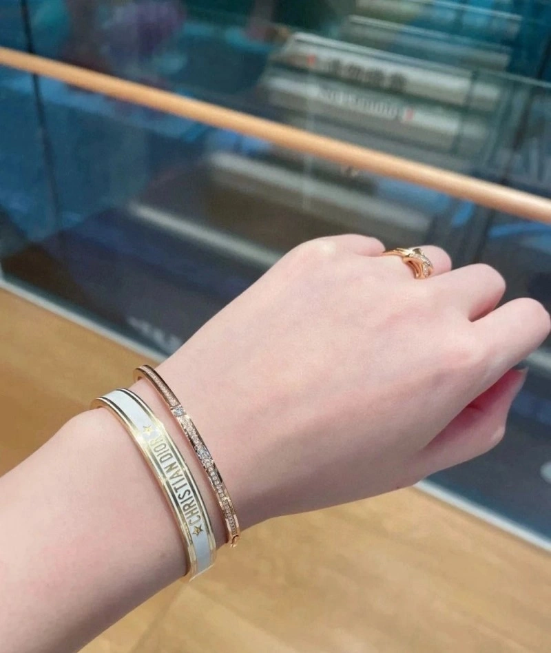 ComfortFit Christian Dior Bracelets 232856