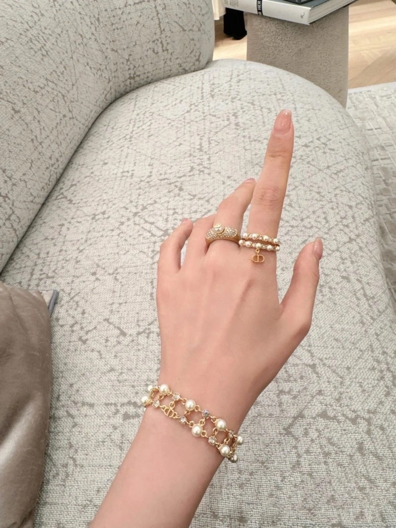 ModernLook Christian Dior Bracelets 232869