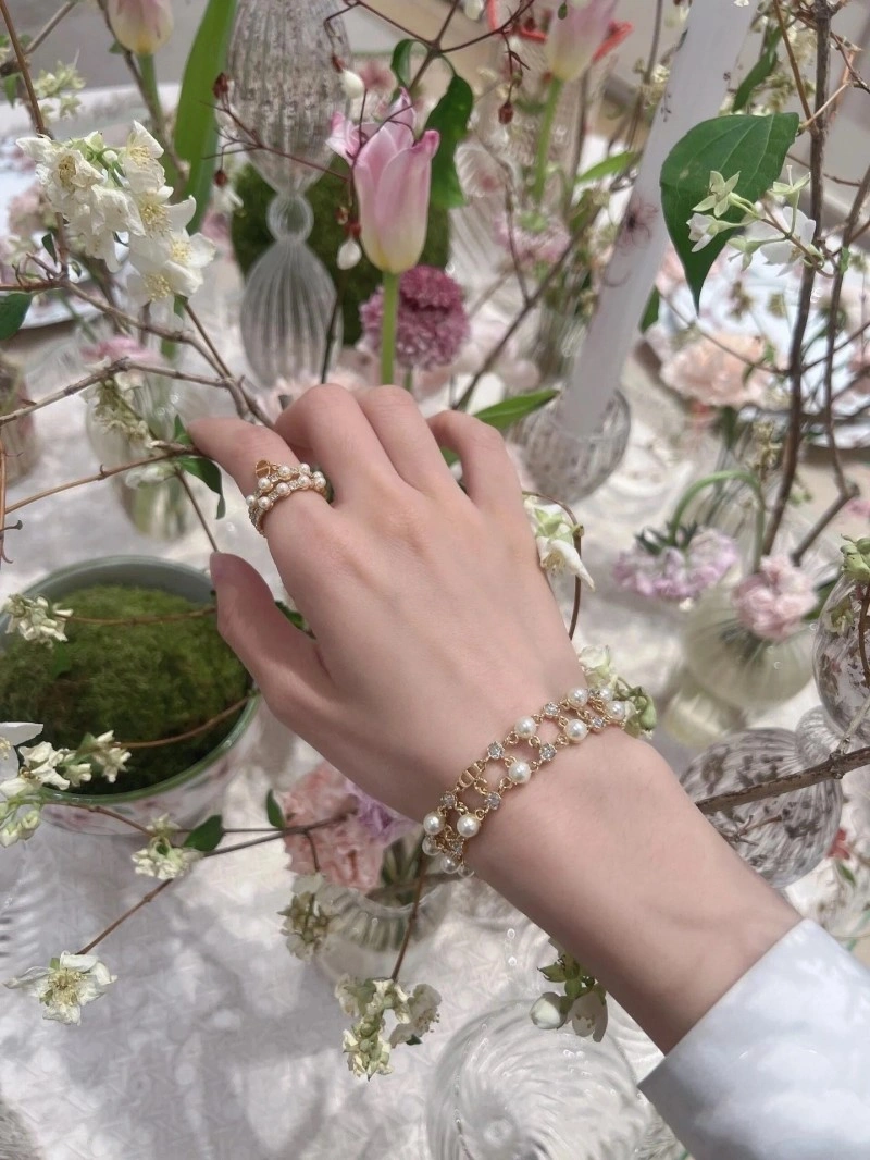 ModernLook Christian Dior Bracelets 232869