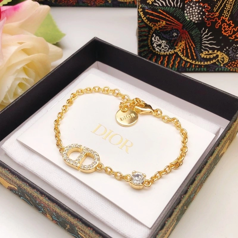 Compact Christian Dior Bracelets 232860