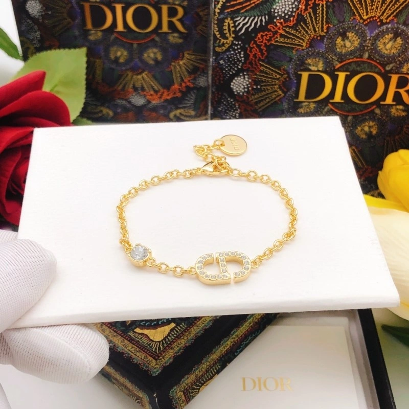 Compact Christian Dior Bracelets 232860