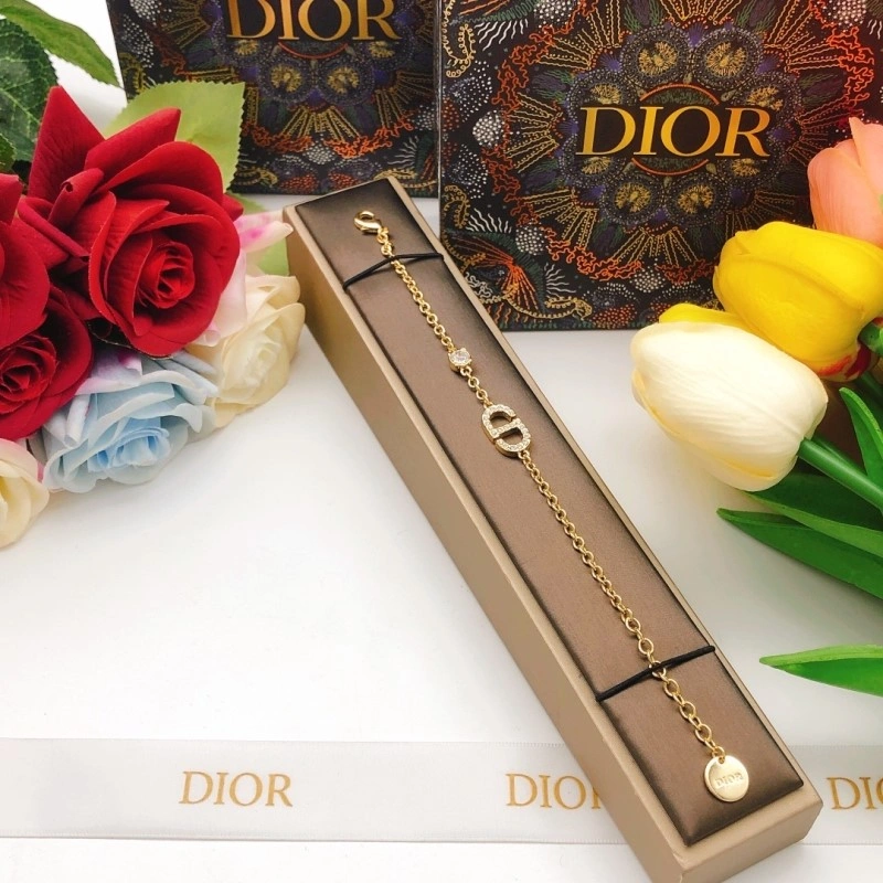Compact Christian Dior Bracelets 232860
