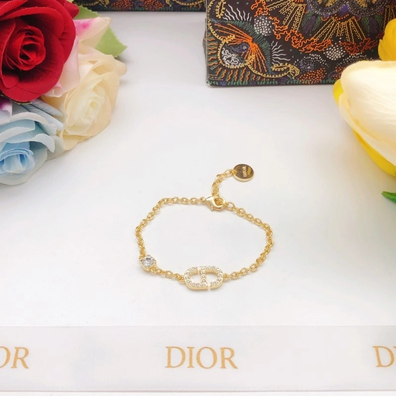 Compact Christian Dior Bracelets 232860