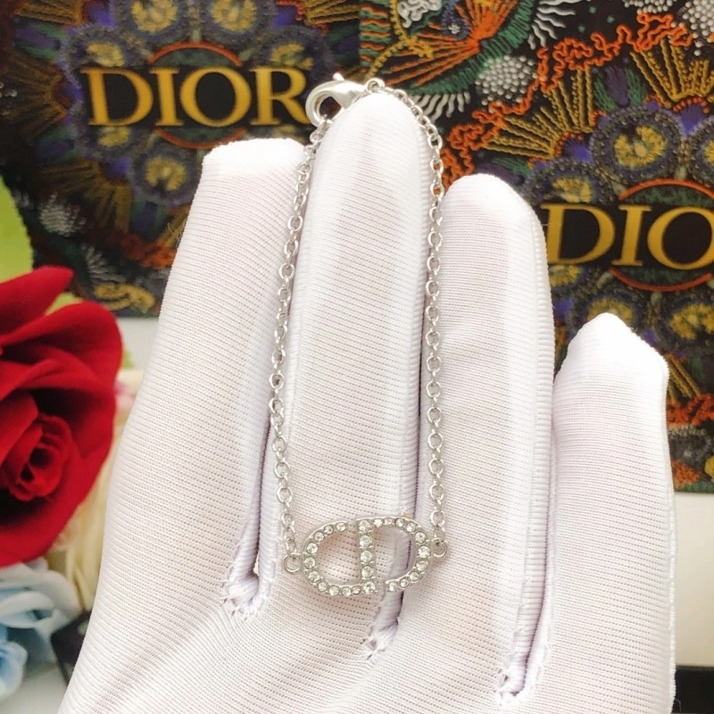 Resilient Christian Dior Bracelets 232857