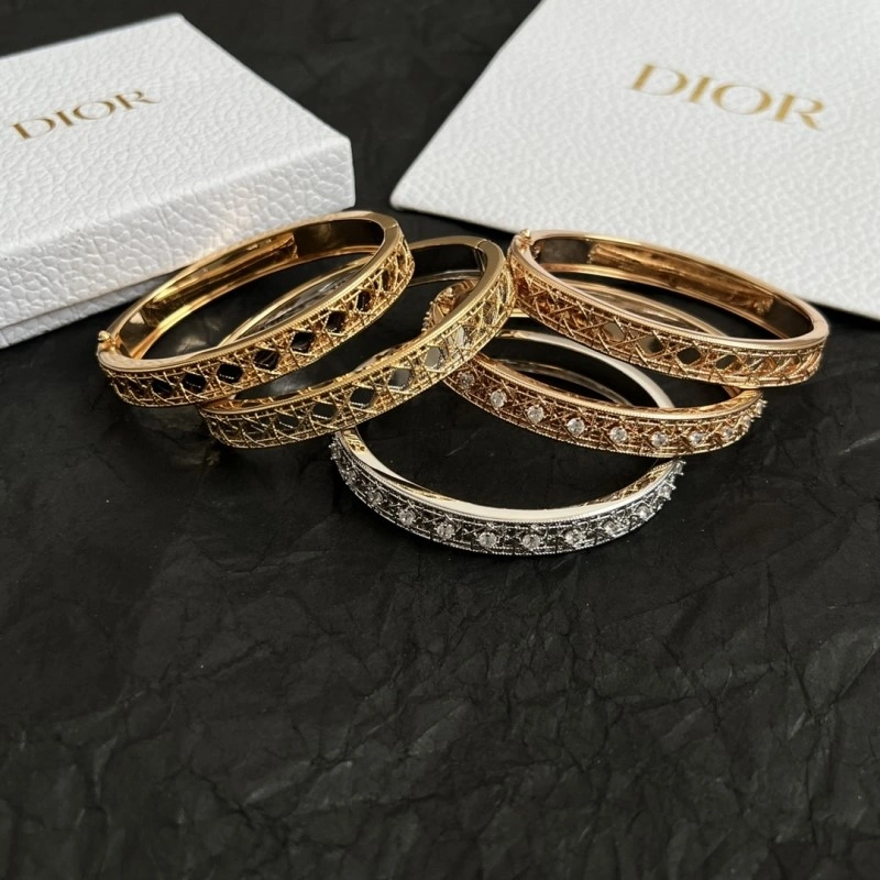 Breathable Christian Dior Bracelets 232863