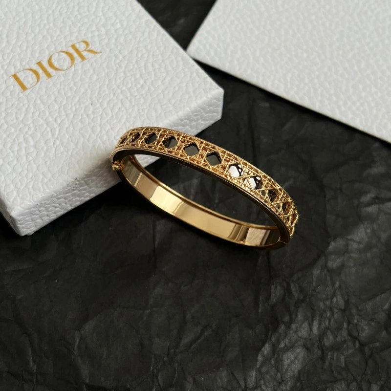 Breathable Christian Dior Bracelets 232863