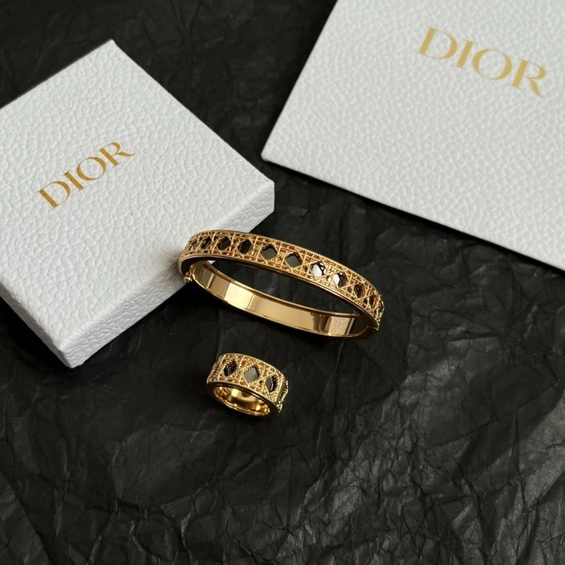 Breathable Christian Dior Bracelets 232863