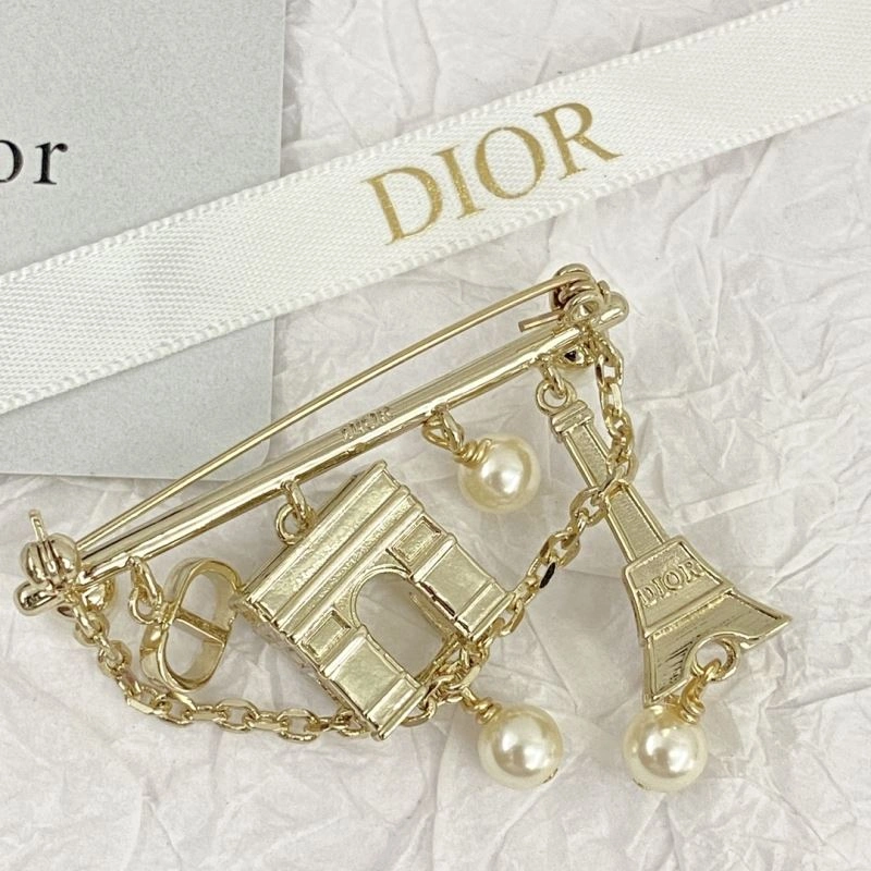 Neat Christian Dior Brooches 235847