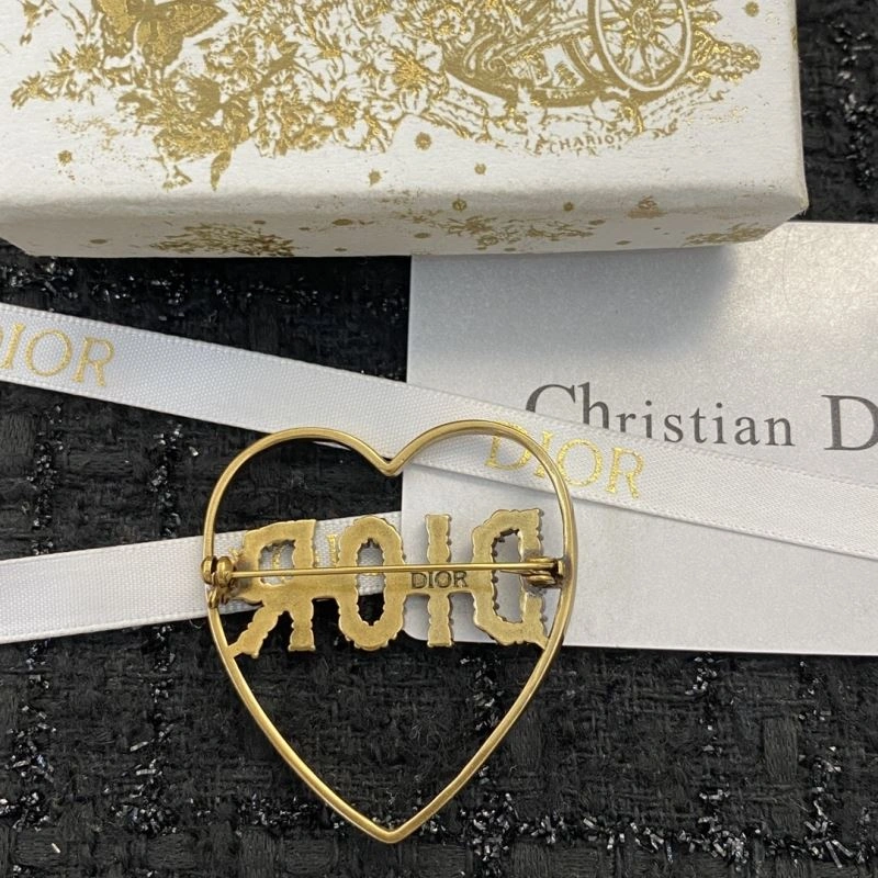 Breathable Christian Dior Brooches 236438