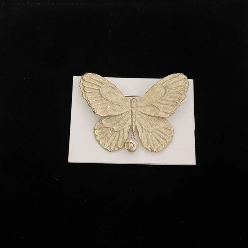 OdorResistant Christian Dior Brooches 236364