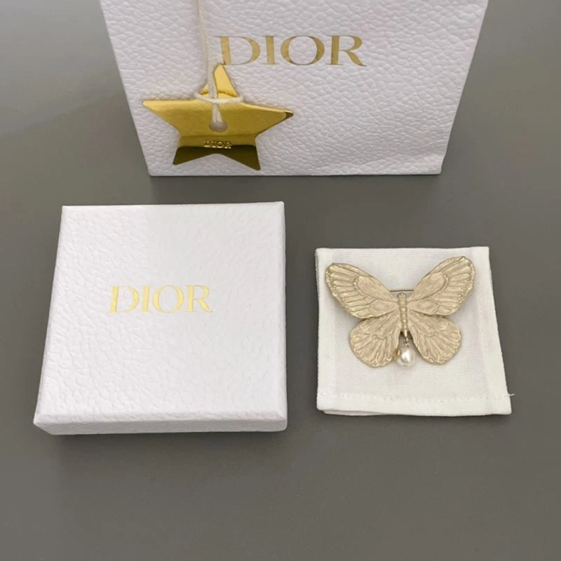 OdorResistant Christian Dior Brooches 236364