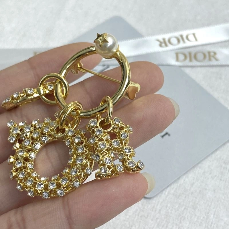 Christian Dior Brooches OnTrend 236360