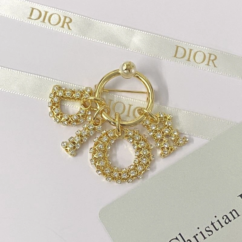 Christian Dior Brooches OnTrend 236360