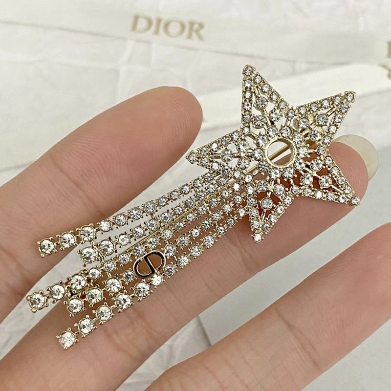 NewStyle Christian Dior Brooches 236353