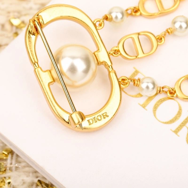 Christian Dior Brooches Lightweight 236196