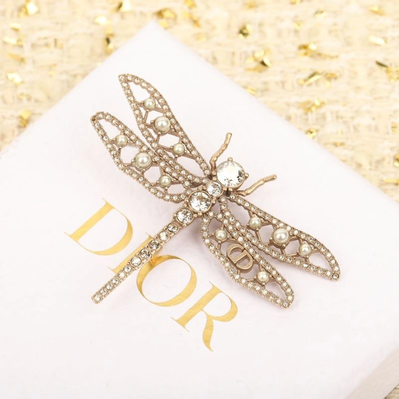 OdorResistant Christian Dior Brooches 236192