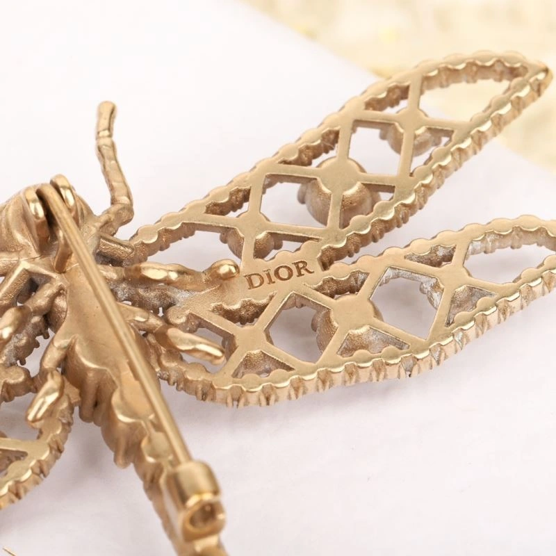 OdorResistant Christian Dior Brooches 236192