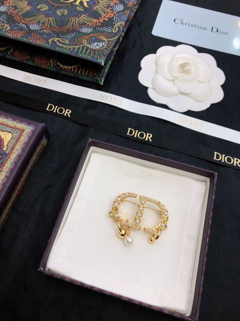 Seasonal Christian Dior Brooches 235343