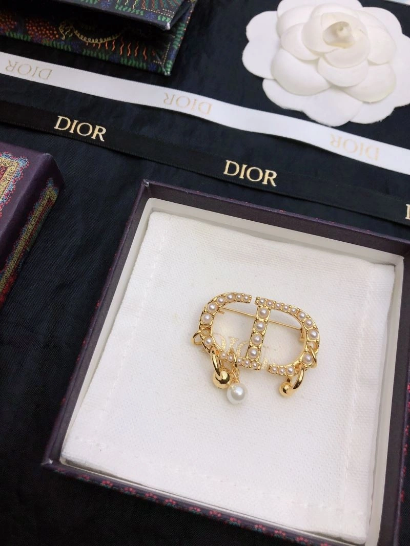 Seasonal Christian Dior Brooches 235343
