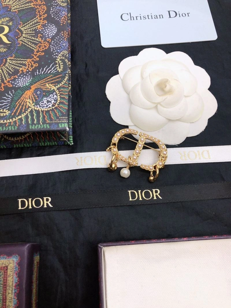 Seasonal Christian Dior Brooches 235343