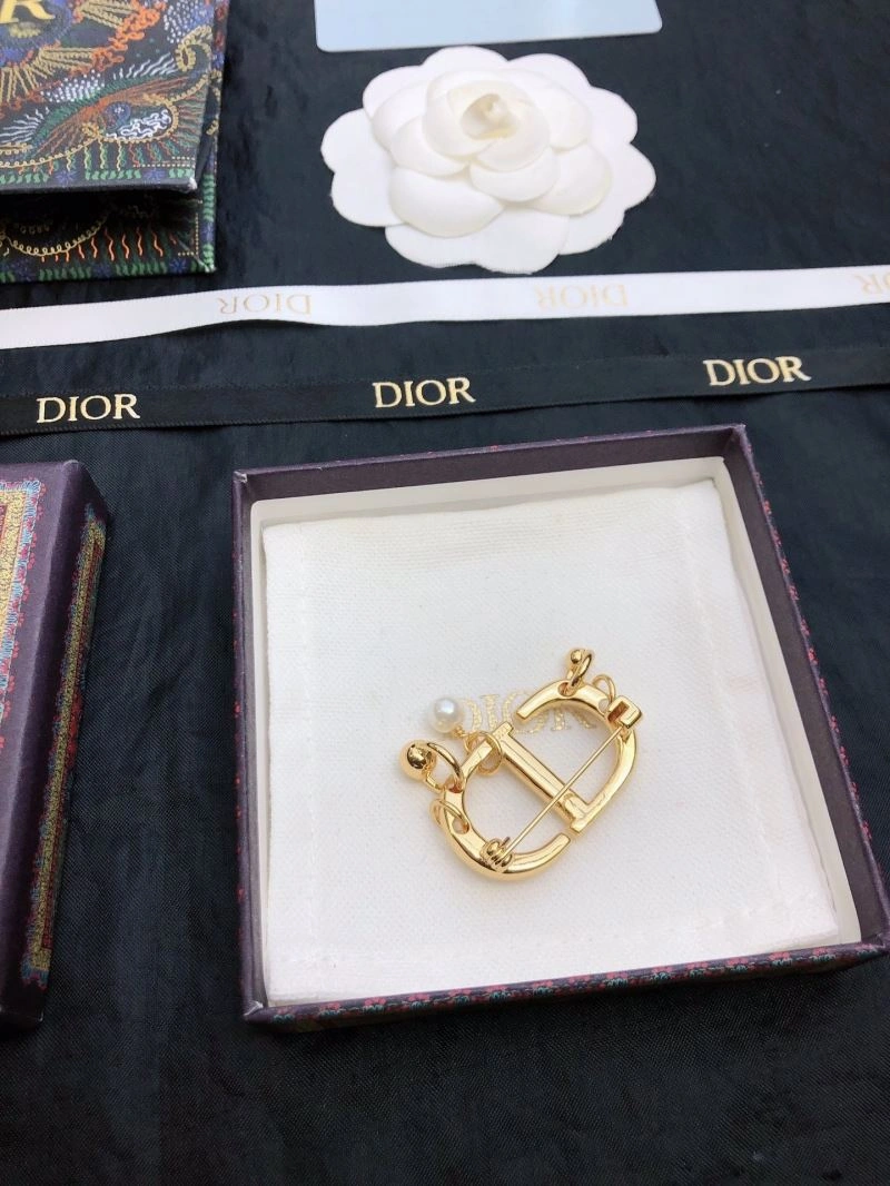 Seasonal Christian Dior Brooches 235343