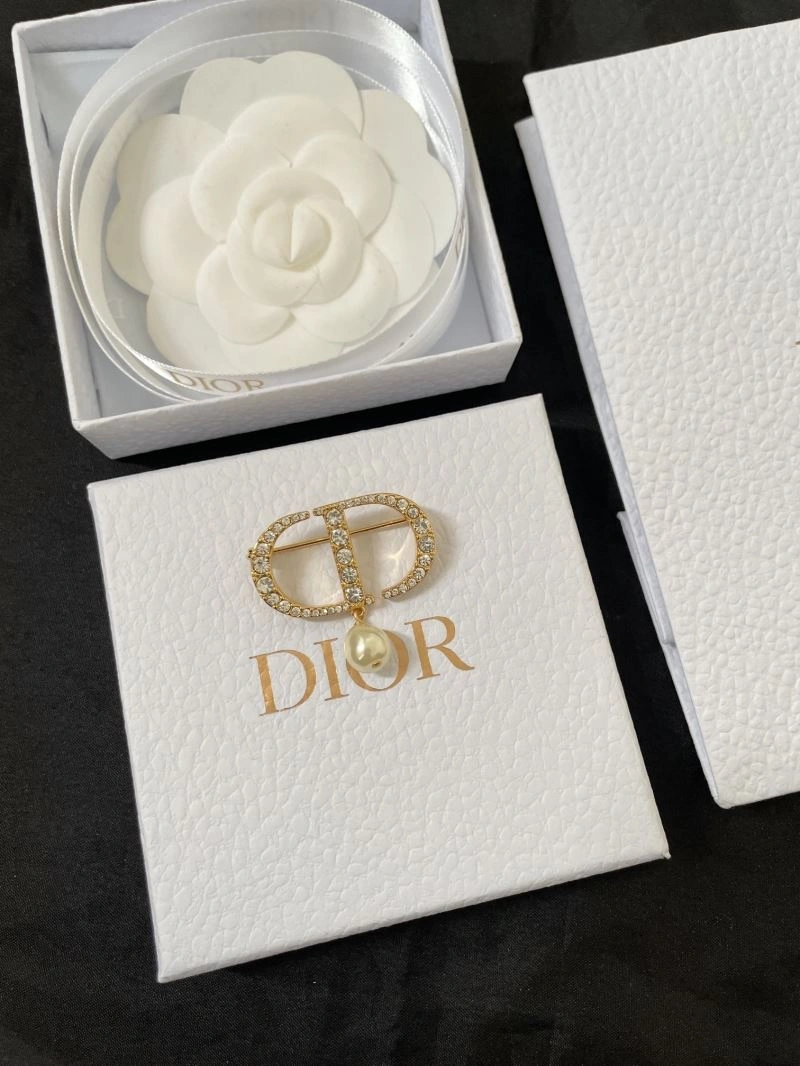 Christian Dior Brooches AllSeason 235087