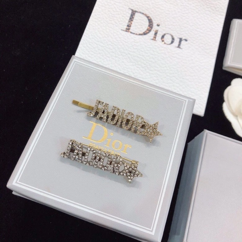 SmoothTexture Christian Dior Brooches 235232