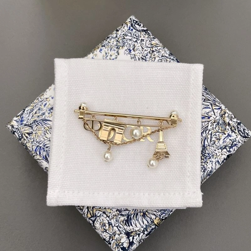 RelaxedFit Christian Dior Brooches 234604