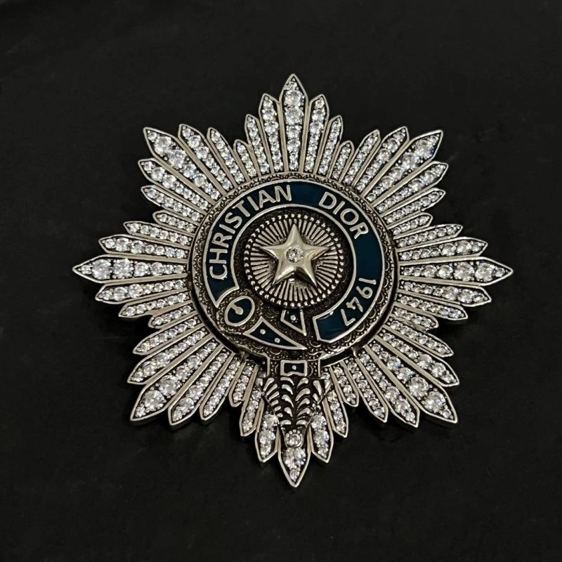 Premium Christian Dior Brooches 234610