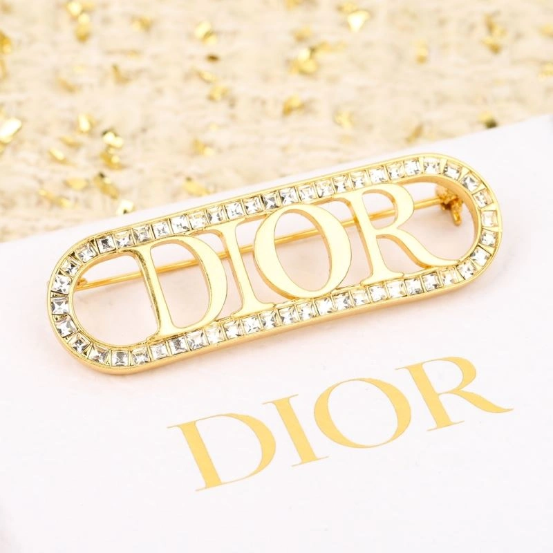 WellDesigned Christian Dior Brooches 234655