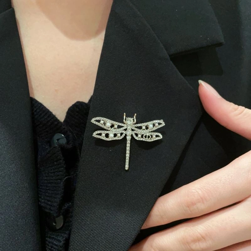 Christian Dior Brooches Cozy 234605