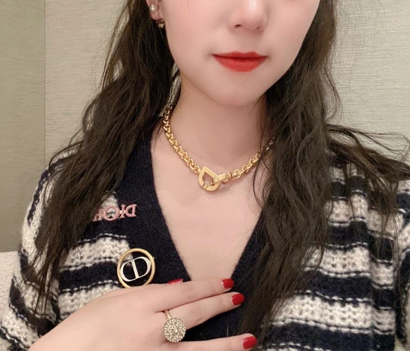 Christian Dior Brooches NewStyle 234650
