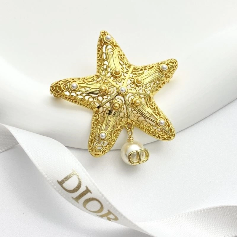 Lightweight Christian Dior Brooches 234311