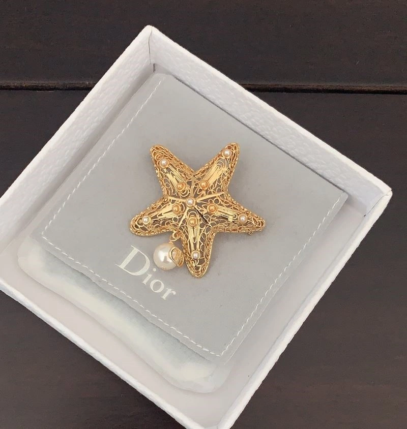 Efficient Christian Dior Brooches 234236