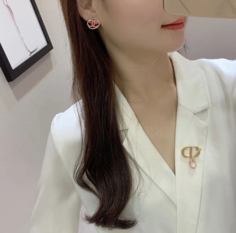 Christian Dior Brooches OnTrend 233956