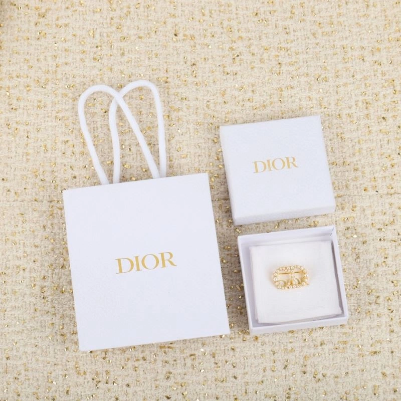 Contemporary Christian Dior Brooches 233952