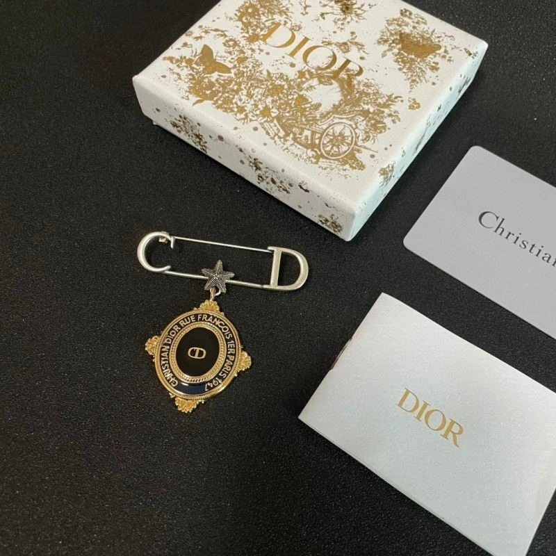 Casual Christian Dior Brooches 233951