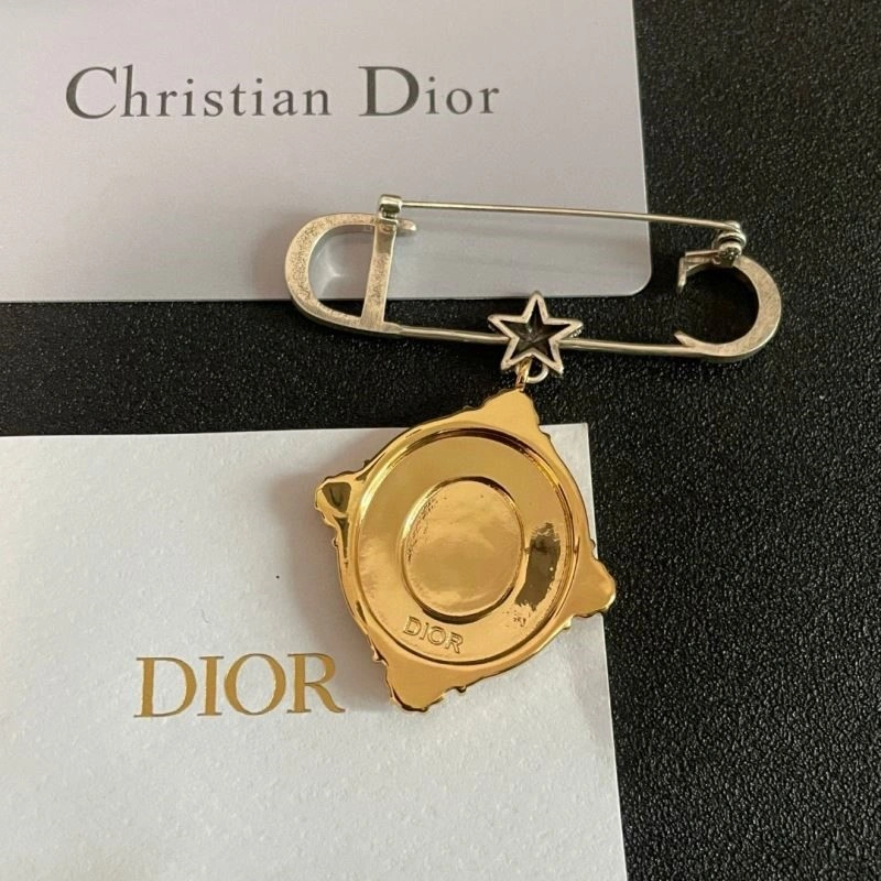 Casual Christian Dior Brooches 233951