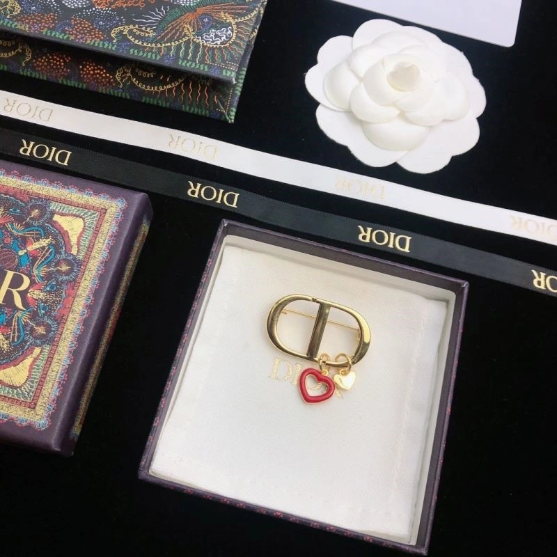 Christian Dior Brooches TechFriendly 233971