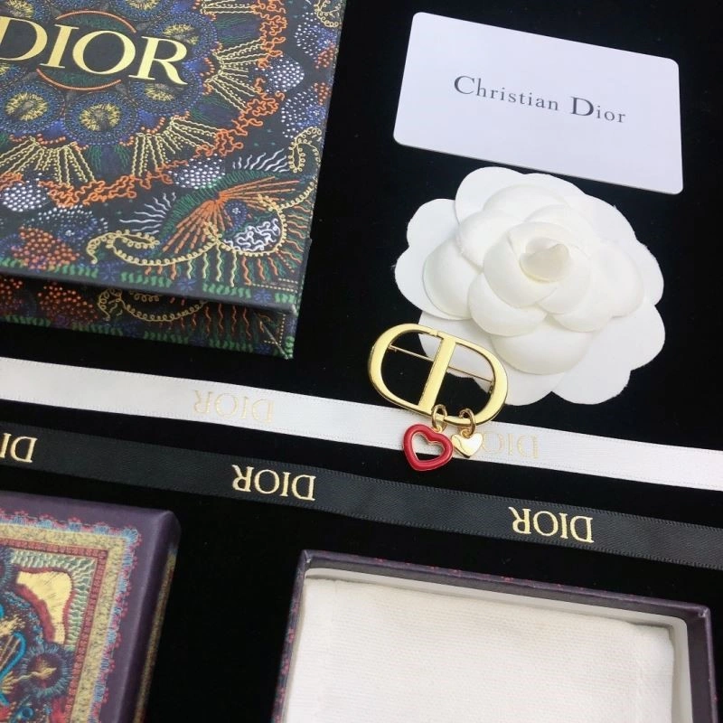 Christian Dior Brooches TechFriendly 233971
