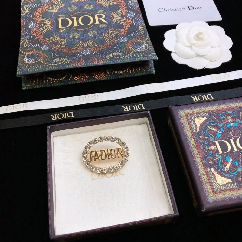 Christian Dior Brooches Classic 234010