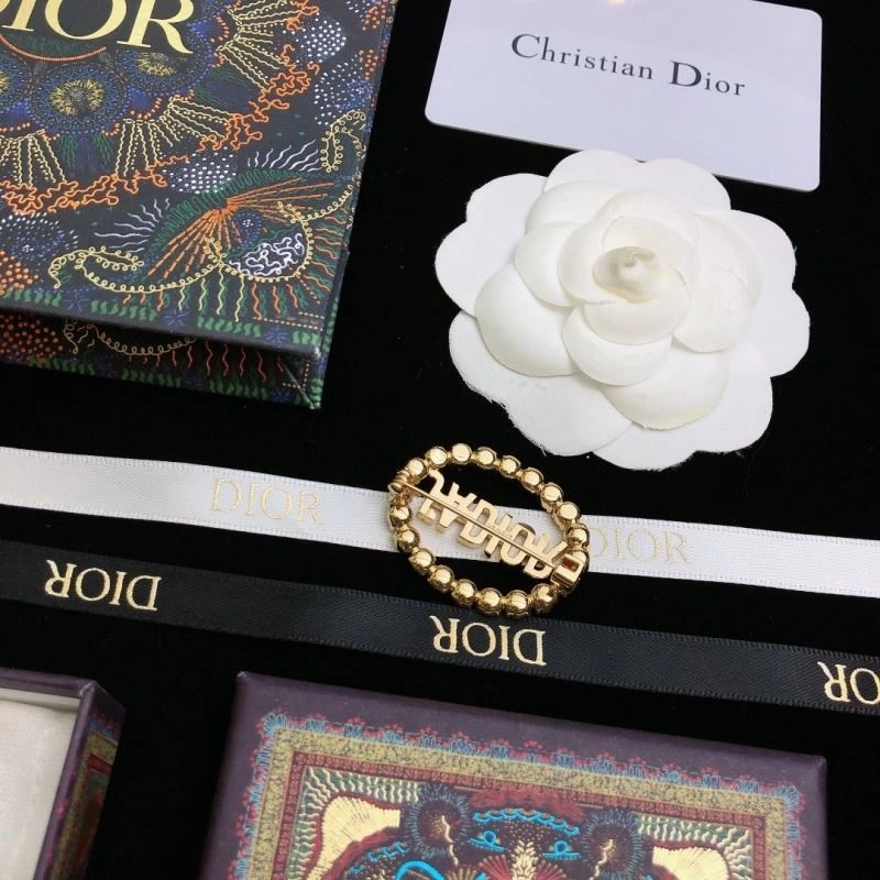 Christian Dior Brooches Classic 234010