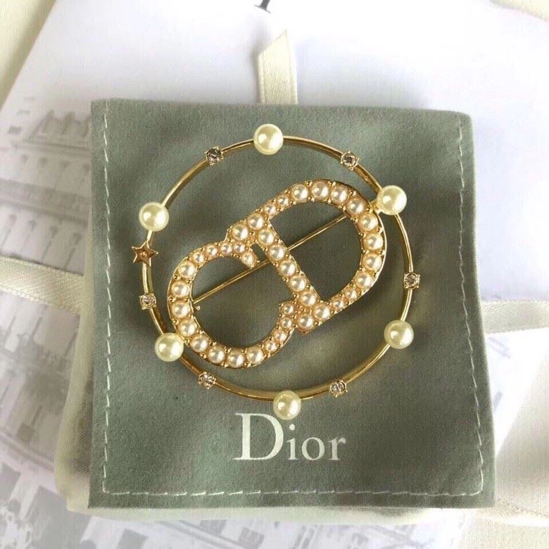 Supportive Christian Dior Brooches 233945