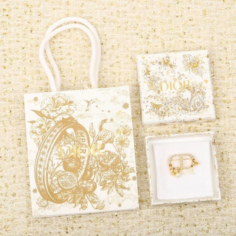 Christian Dior Brooches Lightweight 233961