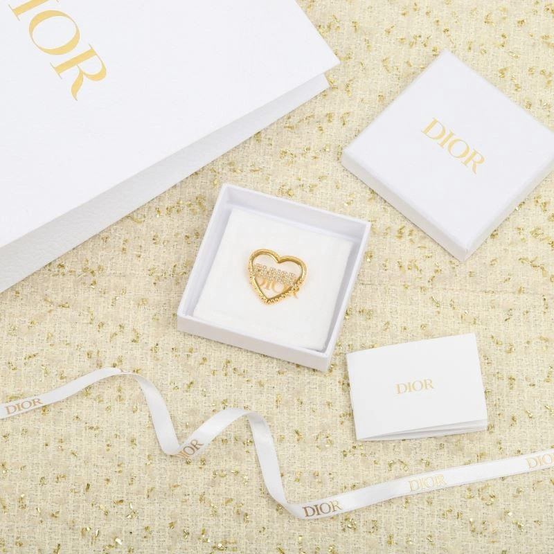 Christian Dior Brooches Stylish 233636