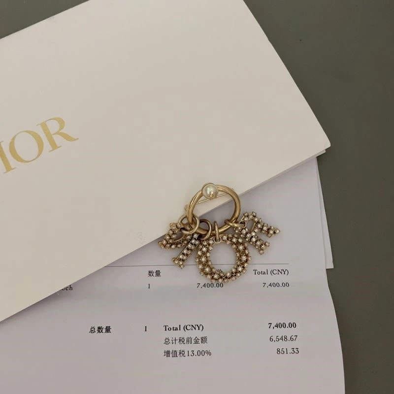 Christian Dior Brooches Lightweight 233645