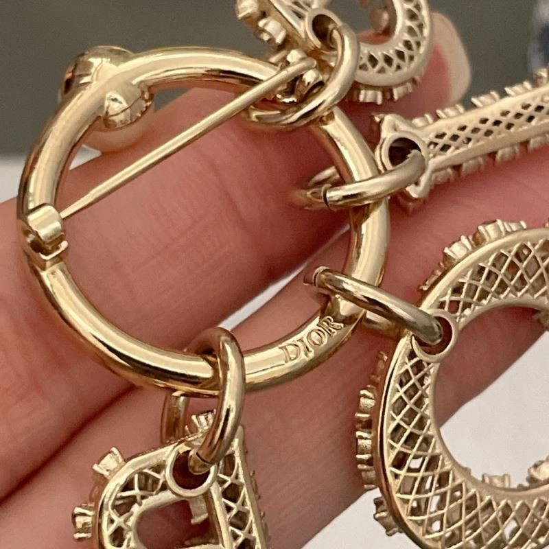 Christian Dior Brooches Lightweight 233645