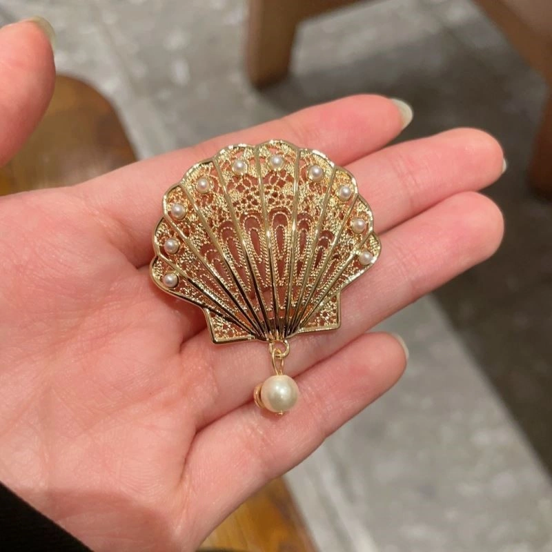 Christian Dior Brooches HighPerformance 233640