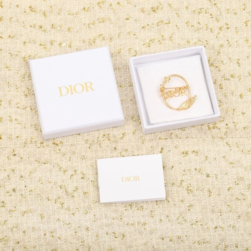 Christian Dior Brooches Stylish 233628